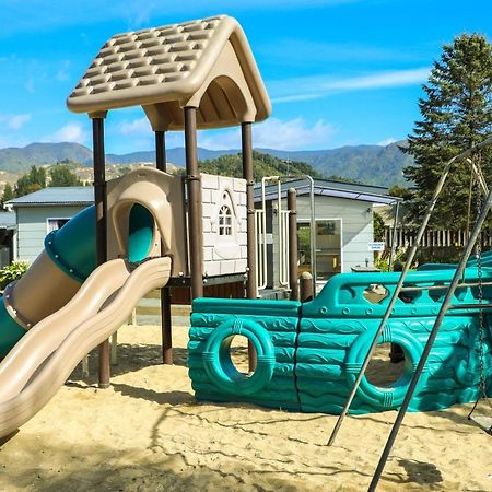 Marahau Beach Camp Eksteriør billede